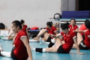 乐鱼体育-中国女排首批集训名单出炉！李盈莹朱婷缺席，31岁二传刁琳宇回归